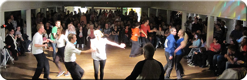 Danstävling och torsdagsdans till levande musik